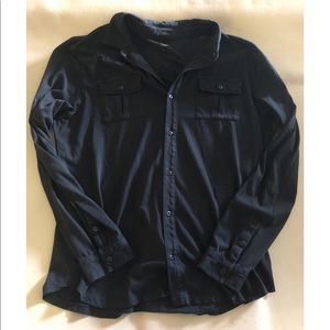 PRE-WORN WOMEN’S GAP BLACK COTTON BUTTON DOWN LONG SLEEVE SHIRT SIZE LARGE